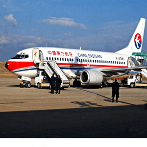 重庆巫山航空空运航空快运业稳步发展的原因是什么？